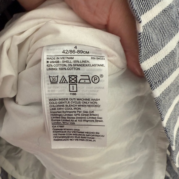 Banana Republic Gray and White Striped Midi Dress - Picture 3 of 7